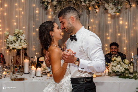 Aperçu du Teaser vidéo du mariage d'Alexandra & Marc au Château de Bourguignon